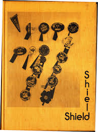 Her nips- Carrie Underwood in a new lightCarrie Underwood's bold nips- a powerful image