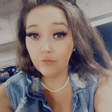 Whitney Prater's Instagram, Twitter & Facebook