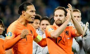 Zijn Vriendenteam Moet De Halve Finale Halen Vindt Bondscoach Frank De Boer Nrc