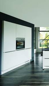 Moderene Helle Kuchen In Wand Eingebaut Einbauschrank Kuche Kuche Einbauen Kuche
