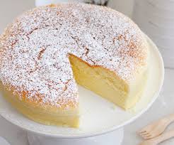 Banyak yang beranggapan cara membuat cheese cake itu susah, padahal asalkan kamu terus belajar membuatnya tidaklah sesusah itu. Ragam Manfaat Dan Cara Membuat Cheesecake Yang Lembut