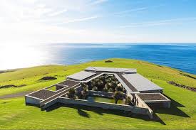 Kerry Moran Offers Her Kiama Landmark Trophy For 7 5 M Real Estate Australia International Real Estate Ocean Front Property