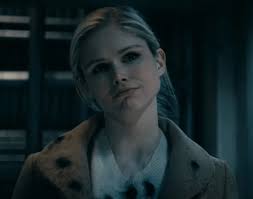 Sinceramente, Annie como cambiaformas es un poco más atractiva que la Annie  normal aunque sea la misma actriz. ¿Qué me pasa??? : r/TheBoys