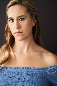 Joanna Pinto's Instagram, Twitter & Facebook