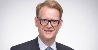 Entdecken sie, warum crédit agricole das unternehmen ist, das am besten zu ihnen passt. Credit Agricole Wirbt Firmenkundenbanker Von Hvb Ab Finance Magazin