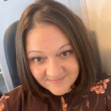 Alison Parry (@AliParry33)