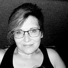 Jaaaa, sie kommt wieder zurück zur Familie🎉 Wir sind sehr glücklich euch  mitteilen zu können, dass Svenja ab dem 01.09. wieder ein Teil von uns ist.  Sichert euch jetzt gerne schon die