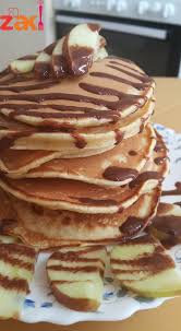 اجا عبالي ارفه نفسي شوي واعمل بان كيك بالشوكولاته والتفاح شو رايكم زاكي Sweet Pastries Best Dishes Food