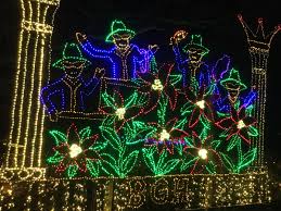 The perfect showcase of alabama's natural beauty is bellingrath gardens and home, with acres of landscaped gardens. Magic Christmas In Lights At Bellingrath Gardens And Home Theodore Al 36582