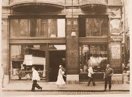Oguz Topoglu Nisuaz Pastanesi 1948 Istiklal Caddesi Beyoglu Istanbul Old Photos Historical Pictures