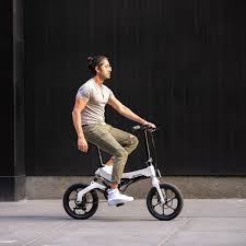 The rear light also functions as a brake light. Jetson Metro Electric Bike Black Sponsored Metro Sponsored Jetson Electric Folding Electric Bike Bike Electric Bike
