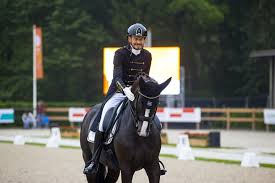 Hij kan paarden laten excelleren. Edward Gal Rides Glock S Total Us To Netherlands Championship Freestyle Victory For 12th National Title Dressage News