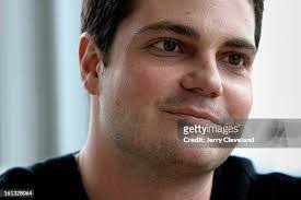 Jerry Diner's Instagram, Twitter & Facebook