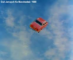 Rempit sampai langit kisah tentang kudin yang membuat keputusan untuk menyertai geng mat rempit. Filemkita On Twitter Kereta Terbang Ada Dalam Filem Dari Jemapoh Ke Manchestee 1998 2001 Dan Rempit Sampai Langit 2017 Atau Tajuk Lainnya Motor Terbang Https T Co Zvxka01pfw