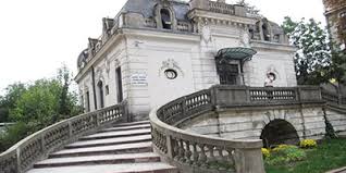 By admin aprilie 9, 2020 aprilie 9, 2020 muzeu leave a comment on muzeul național „george enescu, palatul cantacuzino muzeul naţional „george enescu prezintă expoziţii permanente la toate sediile, expoziţii ce ilustrează viaţa şi opera marelui muzician, cât şi expoziţii temporare, cu teme diverse. The National Museum George Enescu