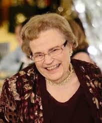 Laura Forest's Instagram, Twitter & Facebook