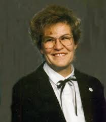 Kaye Ross's Instagram, Twitter & Facebook