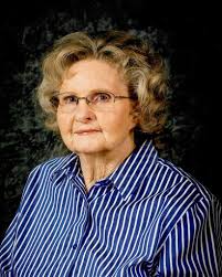 Laree Clark's Instagram, Twitter & Facebook