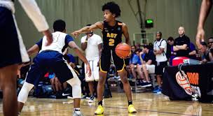 Though he is a little tall as compared to his friends still he manages to maintain his weight. Sharife Cooper Hoopseen