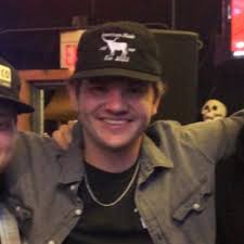 Karson Davis (@kars0ndav1s)