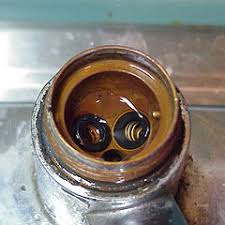 dripping delta or peerless kitchen faucet