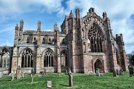 英國冷門景點 the four great border abbeys melrose abbey 邊境四大修道院 梅爾羅斯修道院 カレー補完計畫 tourist attraction tourist barcelona cathedral