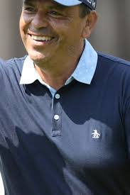 Mark Pfeil's Instagram, Twitter & Facebook