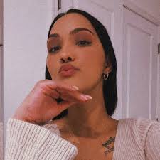 Interested in learning how other HFs make arrangements for Au Pair's travel  plans. We are a HF and we take at least 4 weeks vacation each year and give  them as time