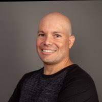 60+ perfiles de «Adrian Solis»