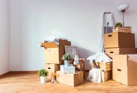 Si les cartons ne sont pas à disposition près des caisses, demandez aux chefs de rayons ou responsables de magasin s'ils en ont quelque part pour vous. Demenagement Faites Vos Cartons Comme Les Pros Blog But