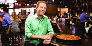 this innovative meeting hack helped a chicago pizza business grow into an empire grow business business insider chicago pizza