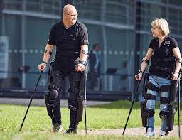 Exoskeleton ( plural exoskeletons ) ( anatomy) a hard outer structure that provides both structure and protection to creatures such as insects and crustacea. Exoskelett Perspektiven Fur Die Medizin Und Die Industrie