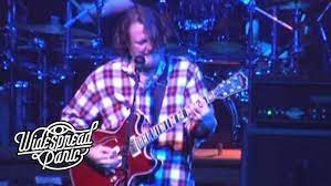 Lawyers, guns and money is a song by warren zevon, the closing track on his. Lawyers Guns And Money Live In Austin Tx Youtube