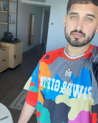 Mahalo !!!! 🌺 truly one of the special trips of my life forever grateful  and embracive for the energy recieved #youngmoney #hawaii #YM new music  coming soon ‼️‼️