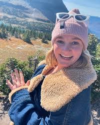 Katrina Grover's Instagram, Twitter & Facebook