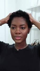 Shona Simpson (karibuboo)