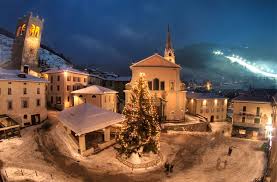 Hotels near ski instructor livigno. Tutto Pronto Per I Tradizionali Mercatini Di Natale Anche In Valtellina