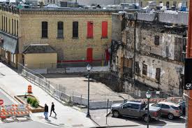Mayor City Is Days From Removing Fence Around Press Bar Site