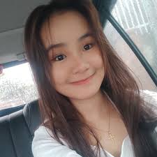 should i have bangs or not? 😽