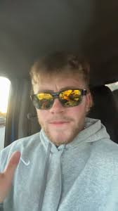 Gary † (@garyscaless)