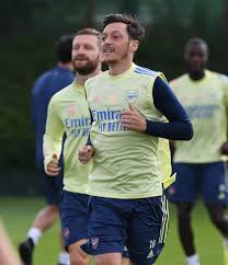 See more of mesut özil on facebook. Mesut Ozil On Twitter I A M R E A D Y M1o Yagunnersya Teamtraining