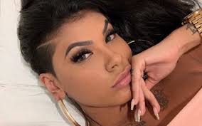 Mc mirella), depois da quarentena, eu sento rebolando e muito mais músicas! Mc Pocahontas Muda Seu Nome Artistico Para Pocah