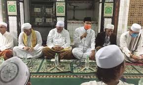 Selasa tanggal 9 muharram tahun 490 hijriyyah di damaskus dan kami menetap di makamnya selama 7 hari adapun melakukan acara 40 hari, 100 hari atau 1000 hari dari kematian dengan melakukan. Habib Taufik Dan Gus Ipul Hadiri 7 Hari Meninggalnya Nyai Fatimah Bangsa Online Cepat Lugas Dan Akurat