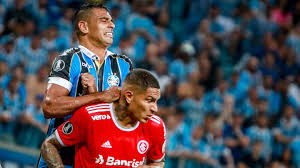 Internacional treina time titular com: Gremio X Internacional Onde Assistir Provaveis Escalacoes Horario E Local So Um Avanca A Final Do Gauchao