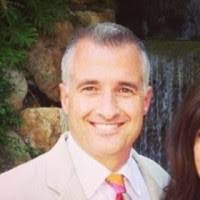 Kelly Ewing's Instagram, Twitter & Facebook