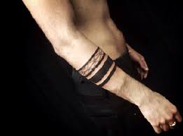 For example, the black armband tattoos are used to carry the memories of a lost relative or friend. 15 Most Significant Armband Tattoo Designs For Men Women
