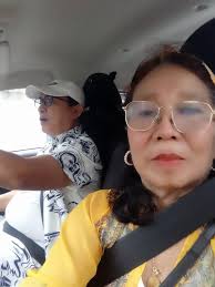 Happy bonding in Coronado with friends and family