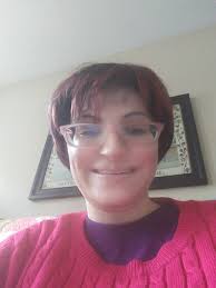 Glossy lip gloss new favorite shade