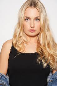 How to Make Friends (Short 2022)