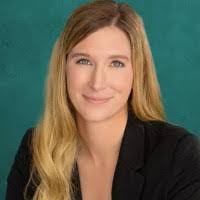 Nicole Menke's Instagram, Twitter & Facebook